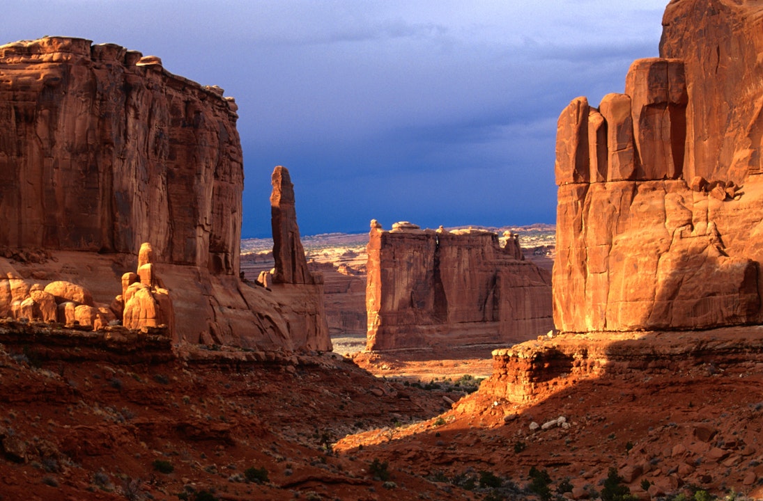 Sandstone walls of Park Avenue.