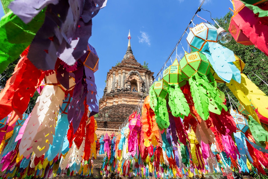 Colorful Lamp Festival and Lantern in Loi Krathong at Wat Lok Moli is a beautiful old temple in Chiang Mai.